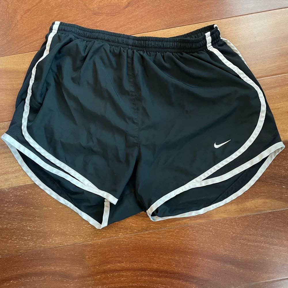 Nike Women’s Tempo Dri-FIT shorts